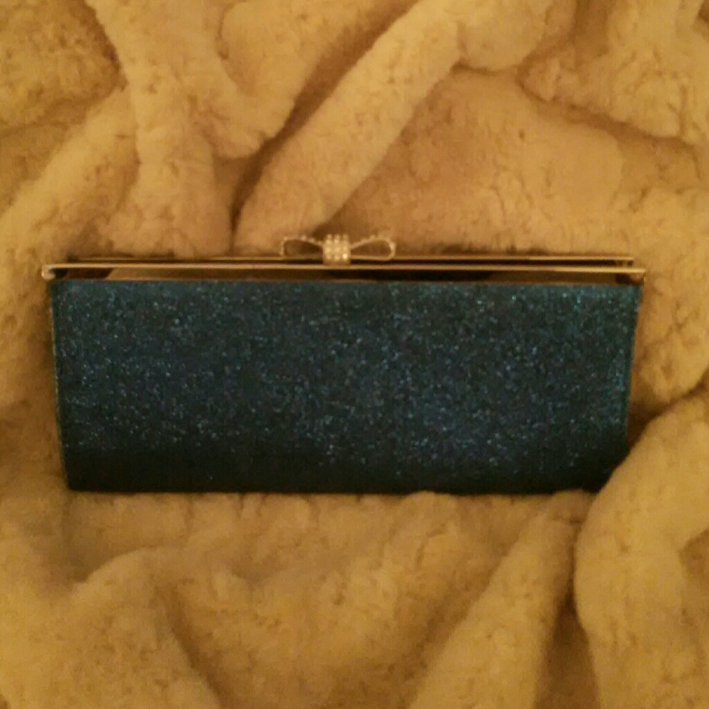 Purse - Picture 3 of 7